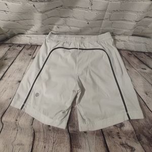Lululemon Large Athletic White Shorts Liner Side Zip Pocket